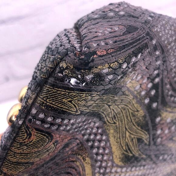 Bags by Pinky Vintage Leather Embossed Paisley Hobo-style Zipper Shoulder Bag - Picture 11 of 14